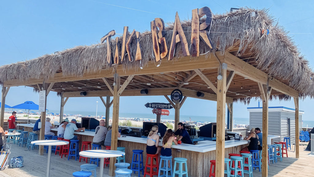 Beach Front FamilyFriendly Bar & Restaurant in Wildwood NJ Seaport Pier